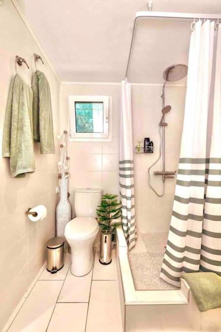Вилла Cute Tiny House Рафина Экстерьер фото